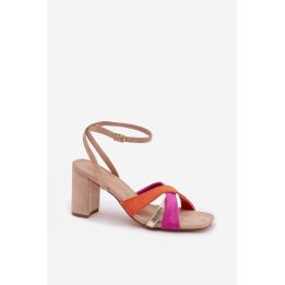 Moteriški sandalai su 8,5 cm pakulne 36–41