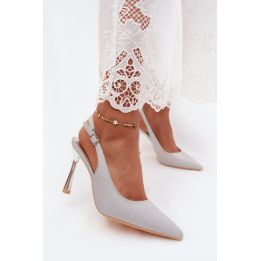 Blizgantys aukštakulniai bateliai Step in style