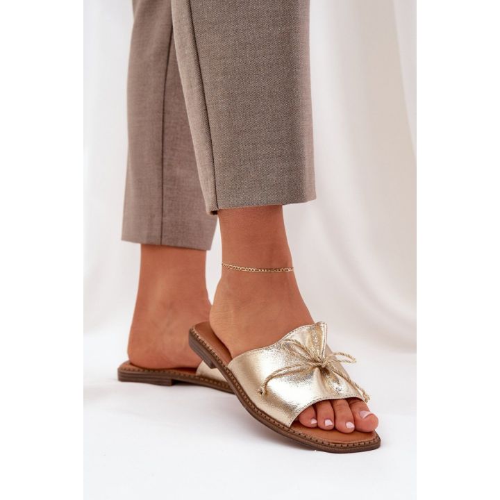 Odos imitacijos moteriškos šlepetės su kaspinu Step in style