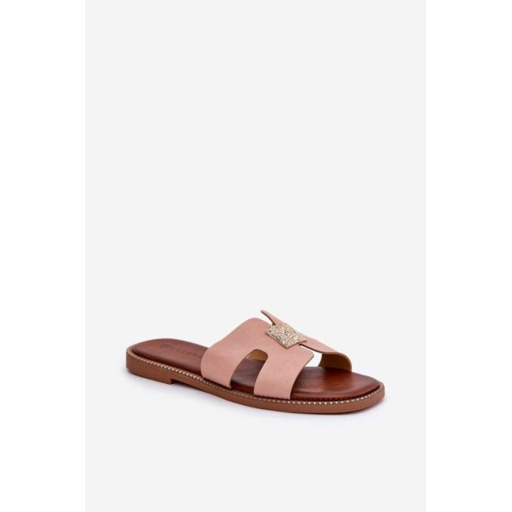Rožinės basutės su dekoratyvine detale Step in style