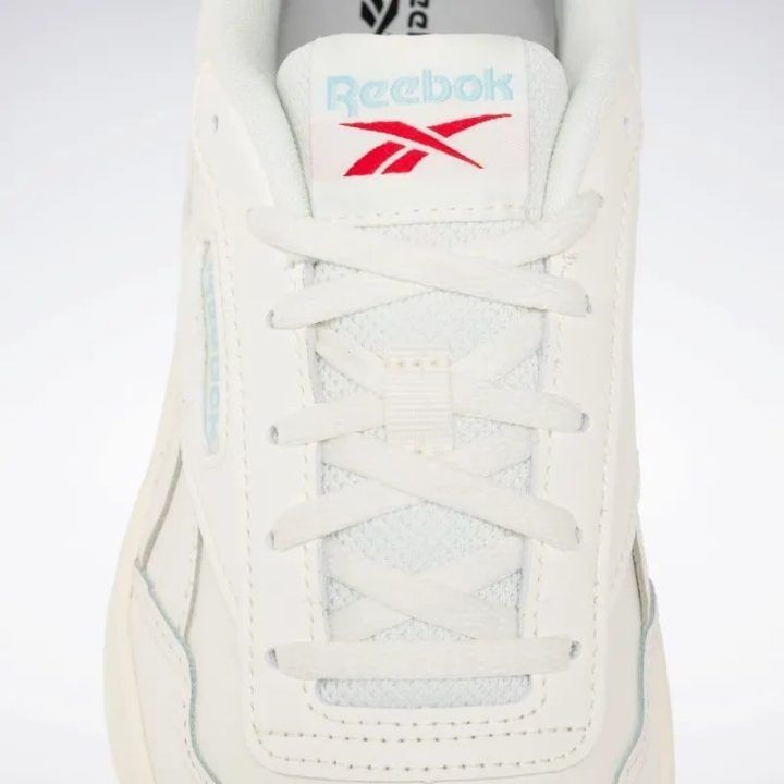 Moteriški sportbačiai Reebok Court Advance, balti