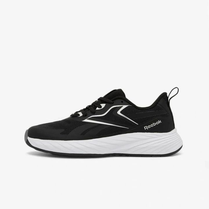 Moteriški sportbačiai Reebok Verse, juodi