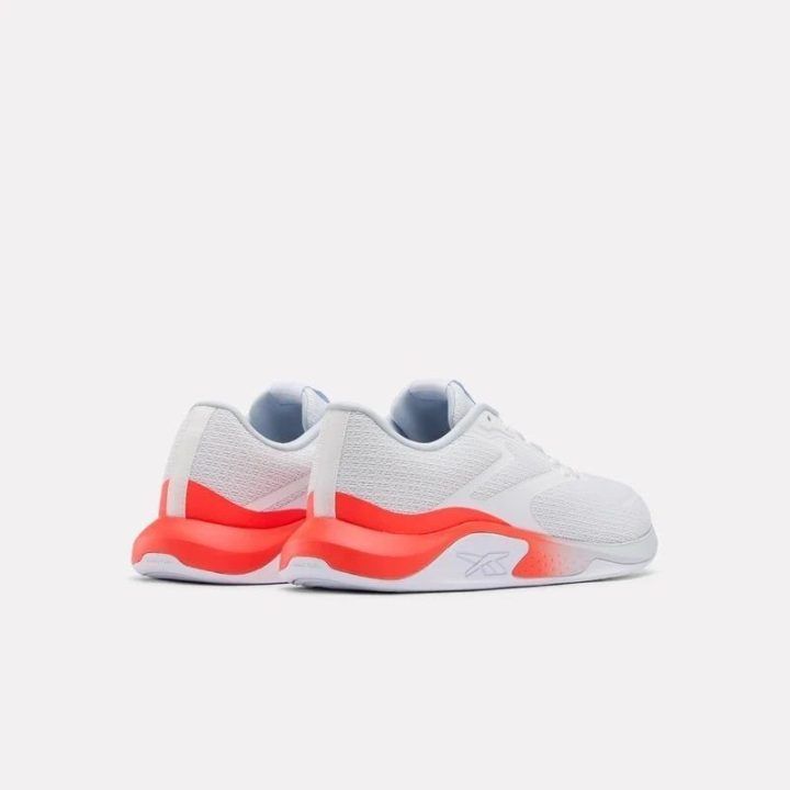 Moteriški sportbačiai Reebok NANOFLEX TR 3