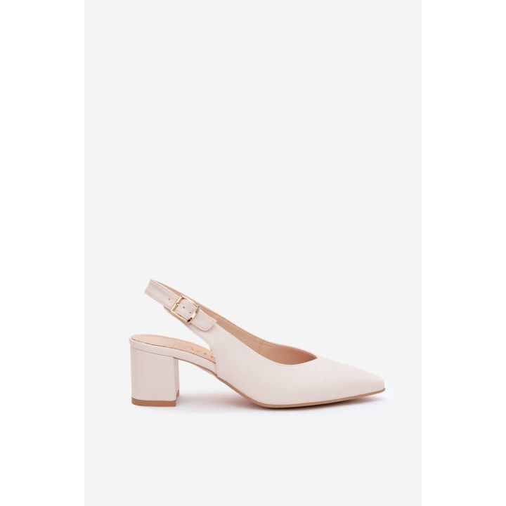 Kreminės spalvos basutės su kulnu Step in style