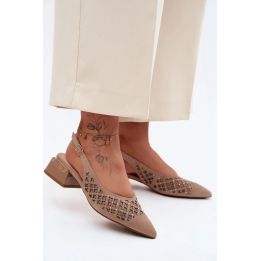 Aukštakulnės basutės su ažūriniu viršumi Step in style