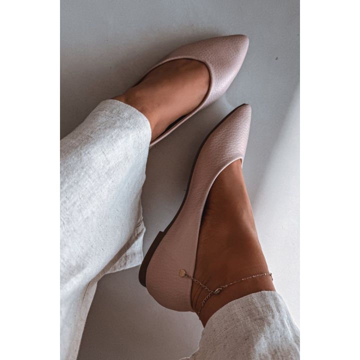 Balerinos su smailėjančia nosimi Step in style