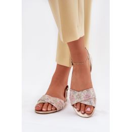 Smėlio spalvos basutės su kulnu Step in style