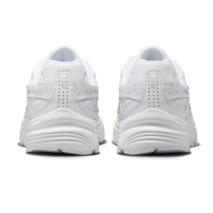 Moteriški sportbačiai Nike Initiator, balti
