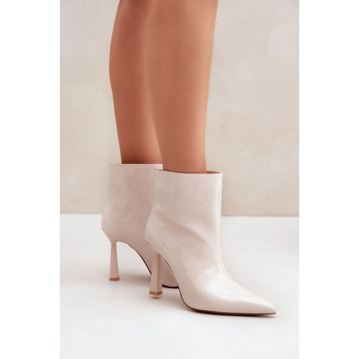 Aukštakulniai aulinukai su smailėjančia nosele Step in style