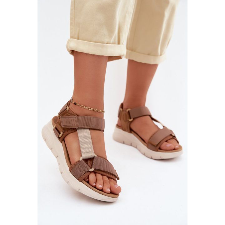 Rudos platforminės basutės Step in style