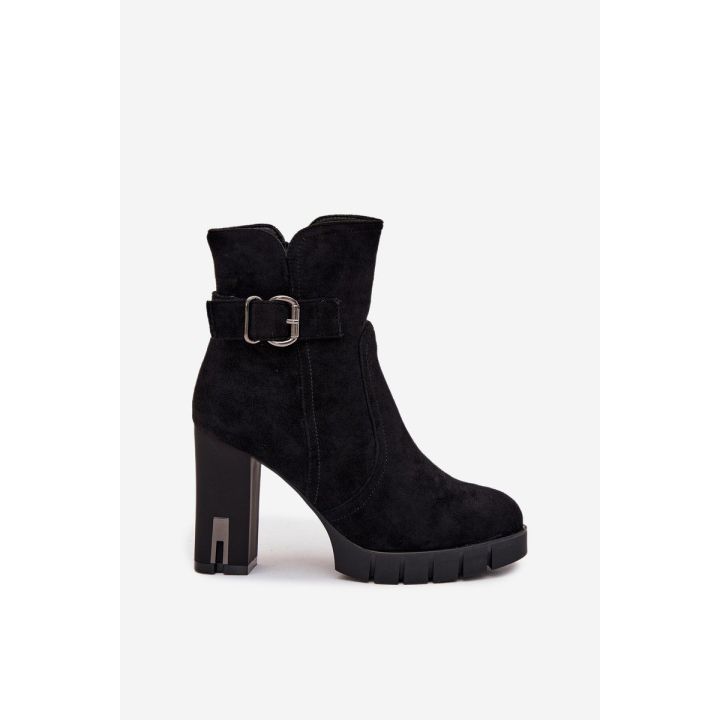 Moteriški aulinukai su stambiu kulnu ir sagtimi, juodi