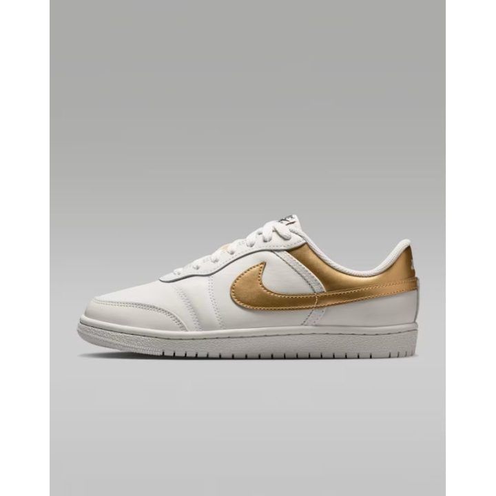 Moteriški laisvalaikio batai Nike Air Jordan Skyline Low LE, balti