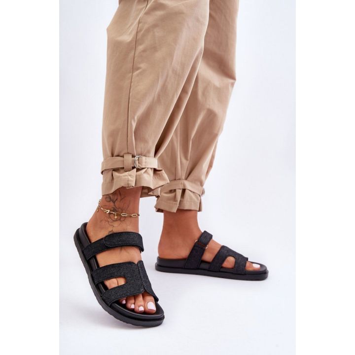 Juodos moteriškos basutės su velcro užsegimu Step in style