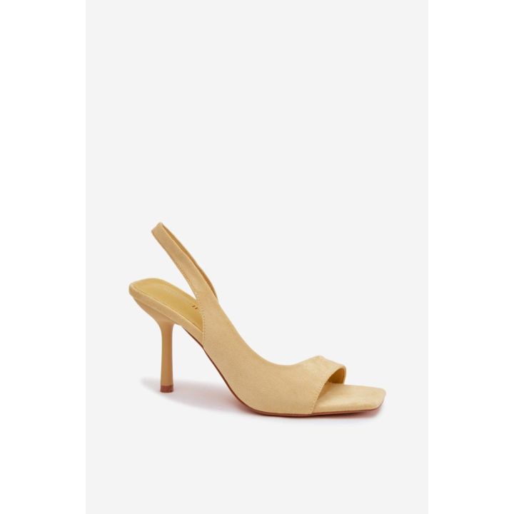Smėlio spalvos basutės su kulnu Step in style