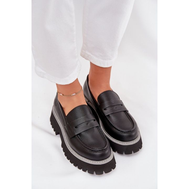 Juodi mokasinai ant platformos Step in style