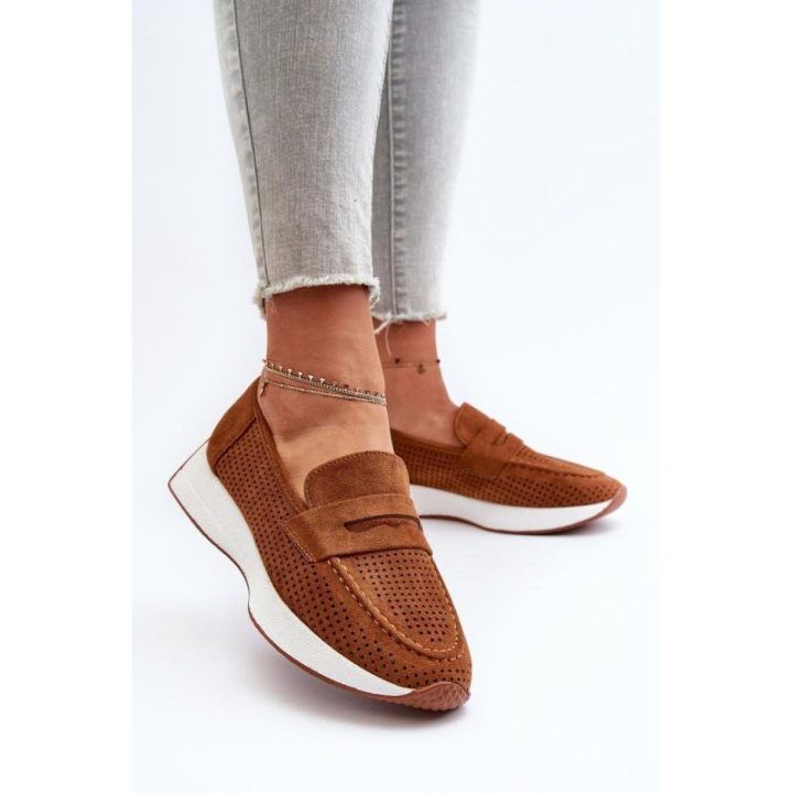 Rudos mokasinai su platforma Step in style