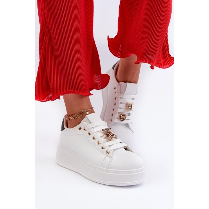 Balti sportbačiai su platforma Step in style