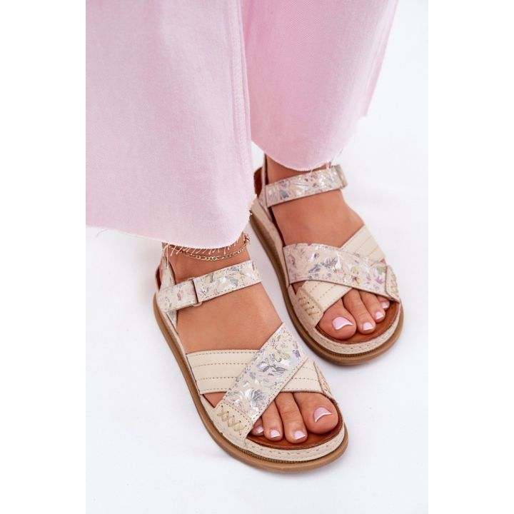 Smėlio spalvos basutės su platforma Step in style