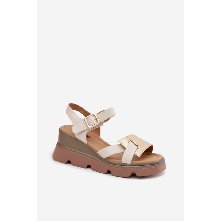 Smėlio spalvos basutės su kulnu Step in style
