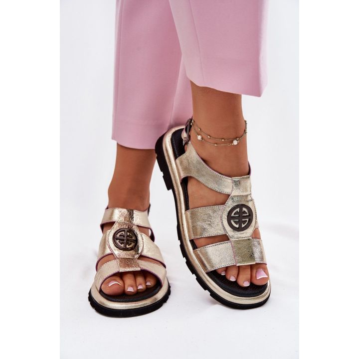 Moteriškos basutės su kulnu Step in style