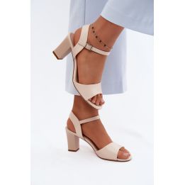Smėlio spalvos basutės su kulnu Step in style