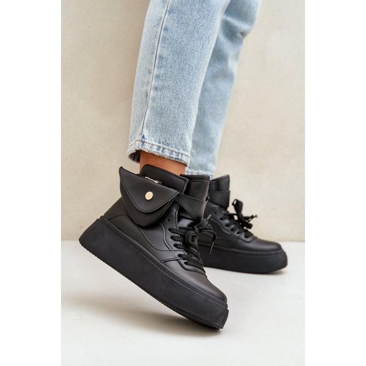 Juodi sportbačiai su platforma ir kišenėle Step in style