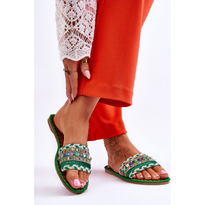 Dekoruotos moteriškos basutės Step in style