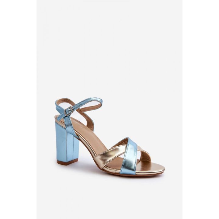 Mėlynos basutės su kulnu Step in style