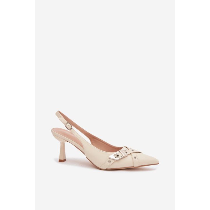 Kreminės spalvos basutės su kulnu Step in style