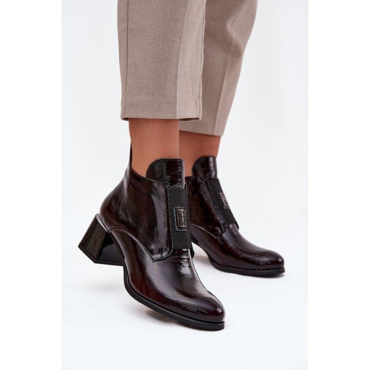 Natūralios odos aulinukai su kulnu Step in style
