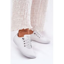 Balti moteriški pusbačiai Step in style