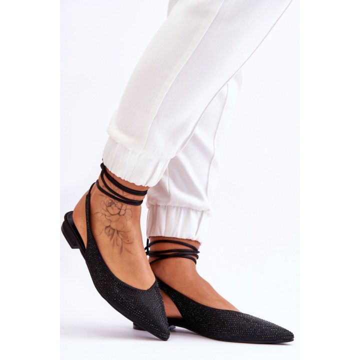 Juodos balerinos su raišteliais Step in style