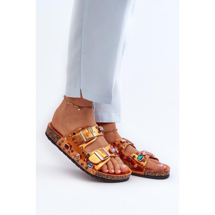 Moteriškos basutės su dekoratyviniais akmenėliais Step in style