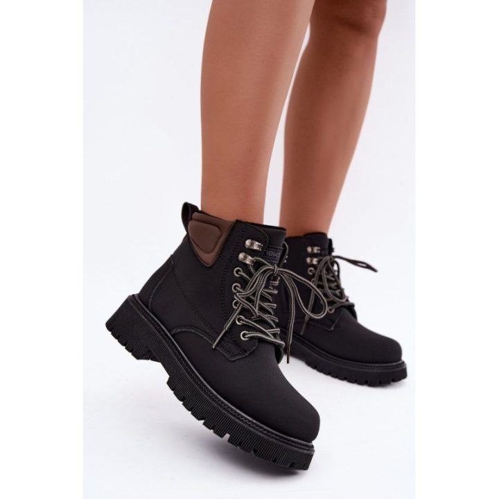 Moteriški aulinukai su raišteliais, juodi