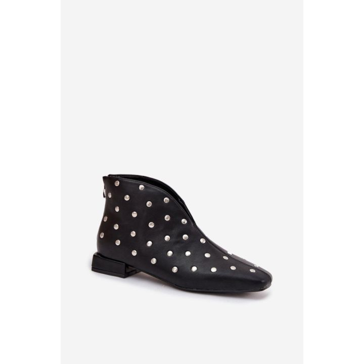 Juodi aulinukai su sidabro spalvos kniedėmis Step in style