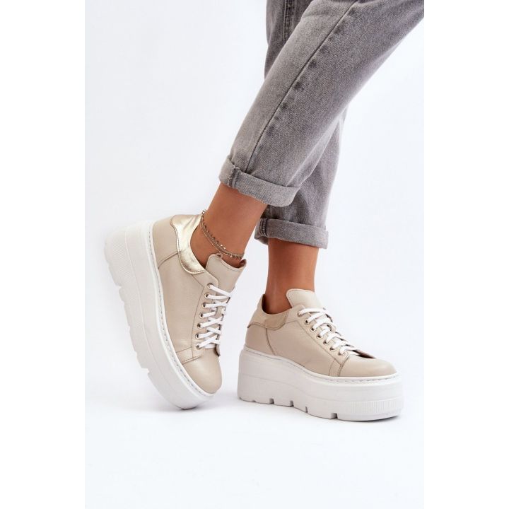 Smėlio spalvos sportbačiai su platforma Step in style