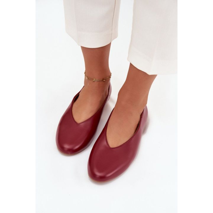 Burgundiškos balerinos Step in style