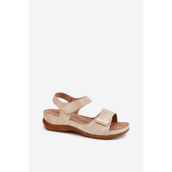 Smėlio spalvos basutės su platforma Step in style