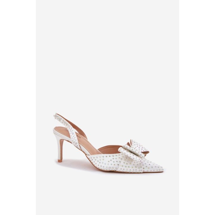 Balti aukštakulniai bateliai su kaspinu Step in style