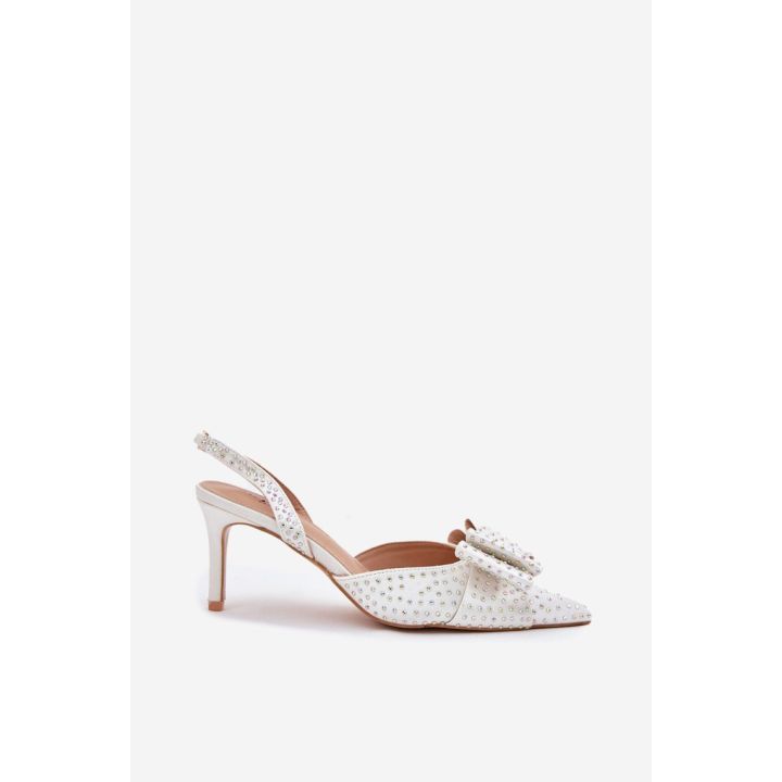 Balti aukštakulniai bateliai su kaspinu Step in style