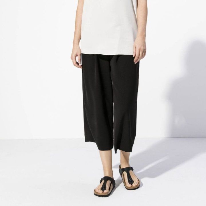 Moteriškos šlepetės Birkenstock Gizeh, juodos