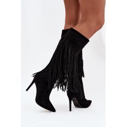 Juodi ilgaauliai batai virš kelių Step in style