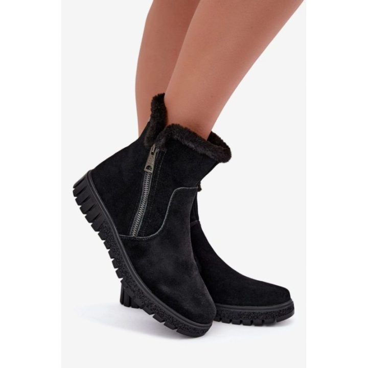 Juodi aulinukai su kailiniu kraštu Step in style