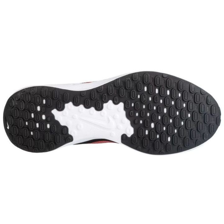 Bėgimo bateliai Nike Revolution 7, juodi