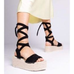 Juodos espadrilės ant platformos