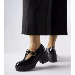 Juodi pusbačiai 4821/090-P BLACK/NAPLAK