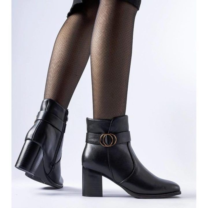 Juodi šilti stiletto batai