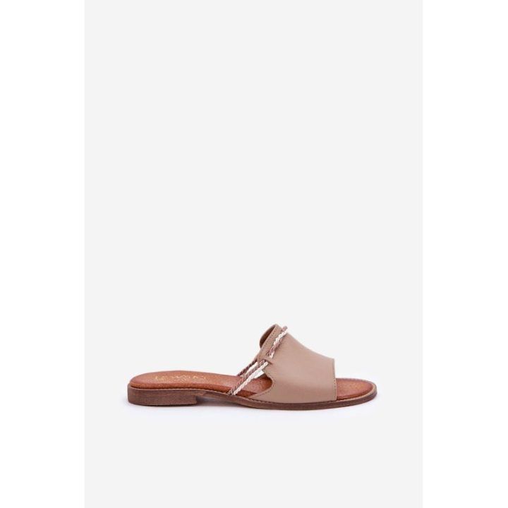 Odinės basutės tamsiai smėlio spalvos Shoes