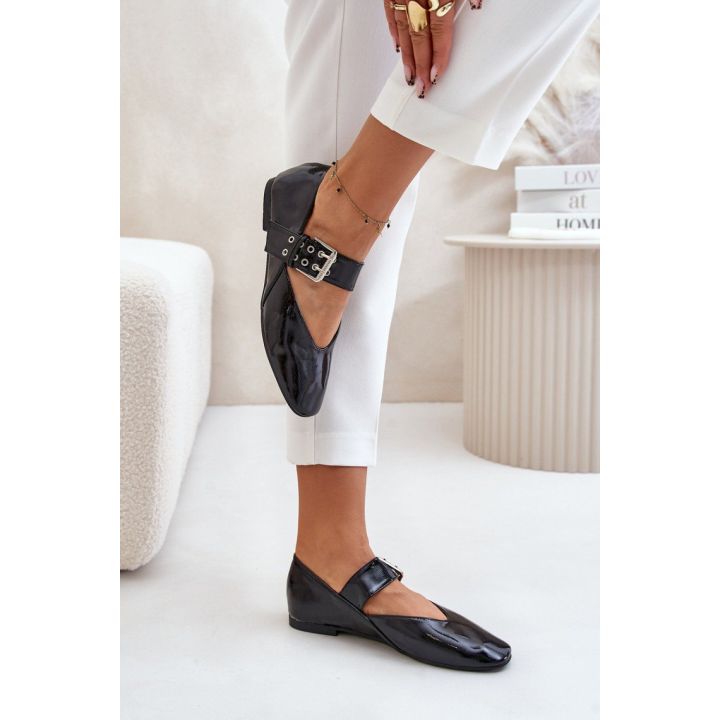 Juodi lakiniai baleto tipo bateliai su sagtimi Step in style