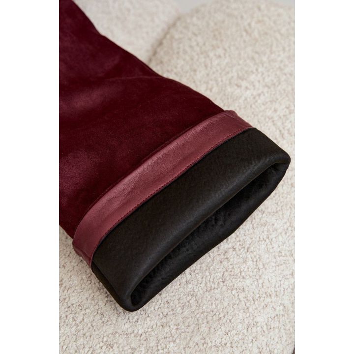 Ilgaauliai batai su stambiu kulnu, bordo spalvos
